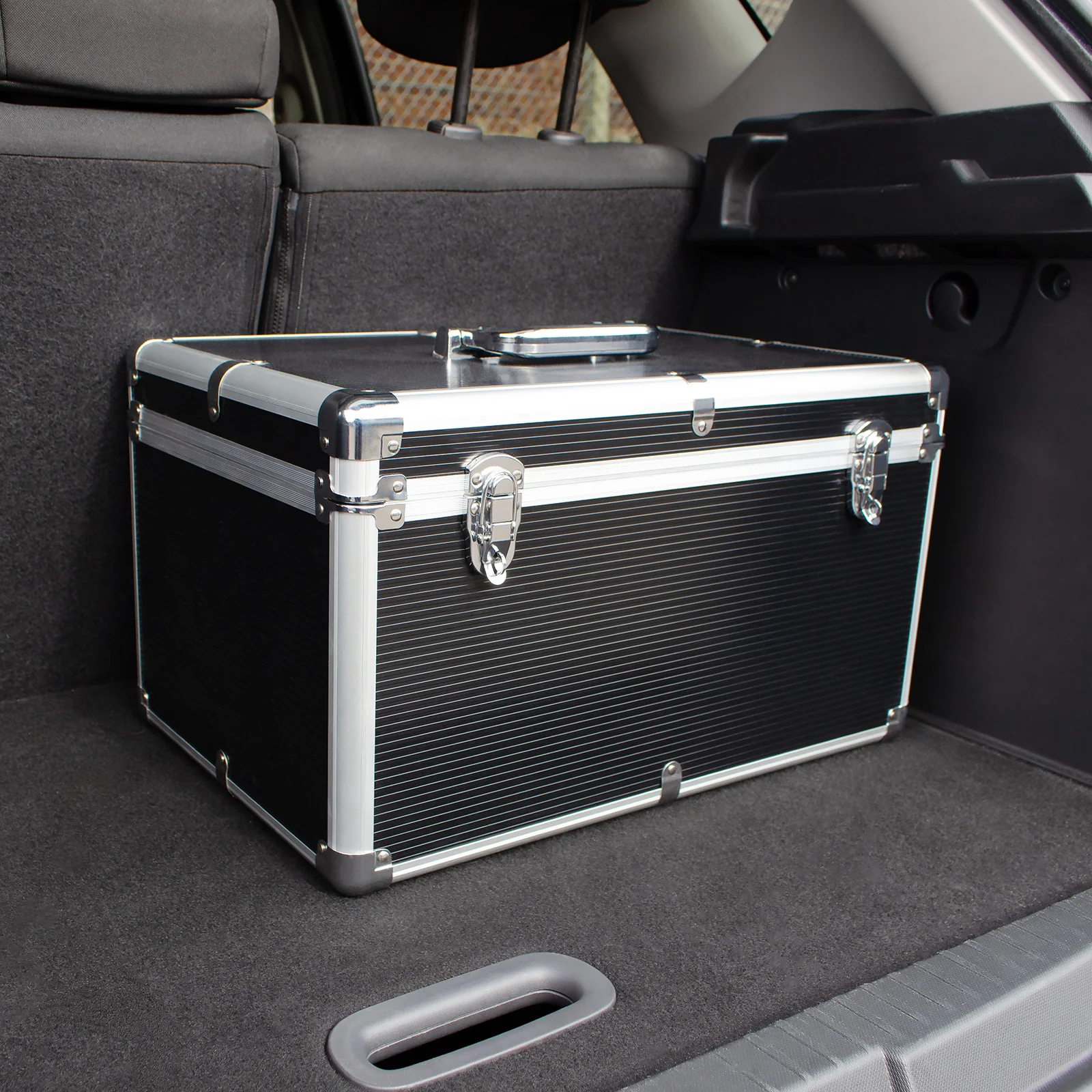 ROC 0305 Black and Silver Flight Case with Detachable Lid - Image 6